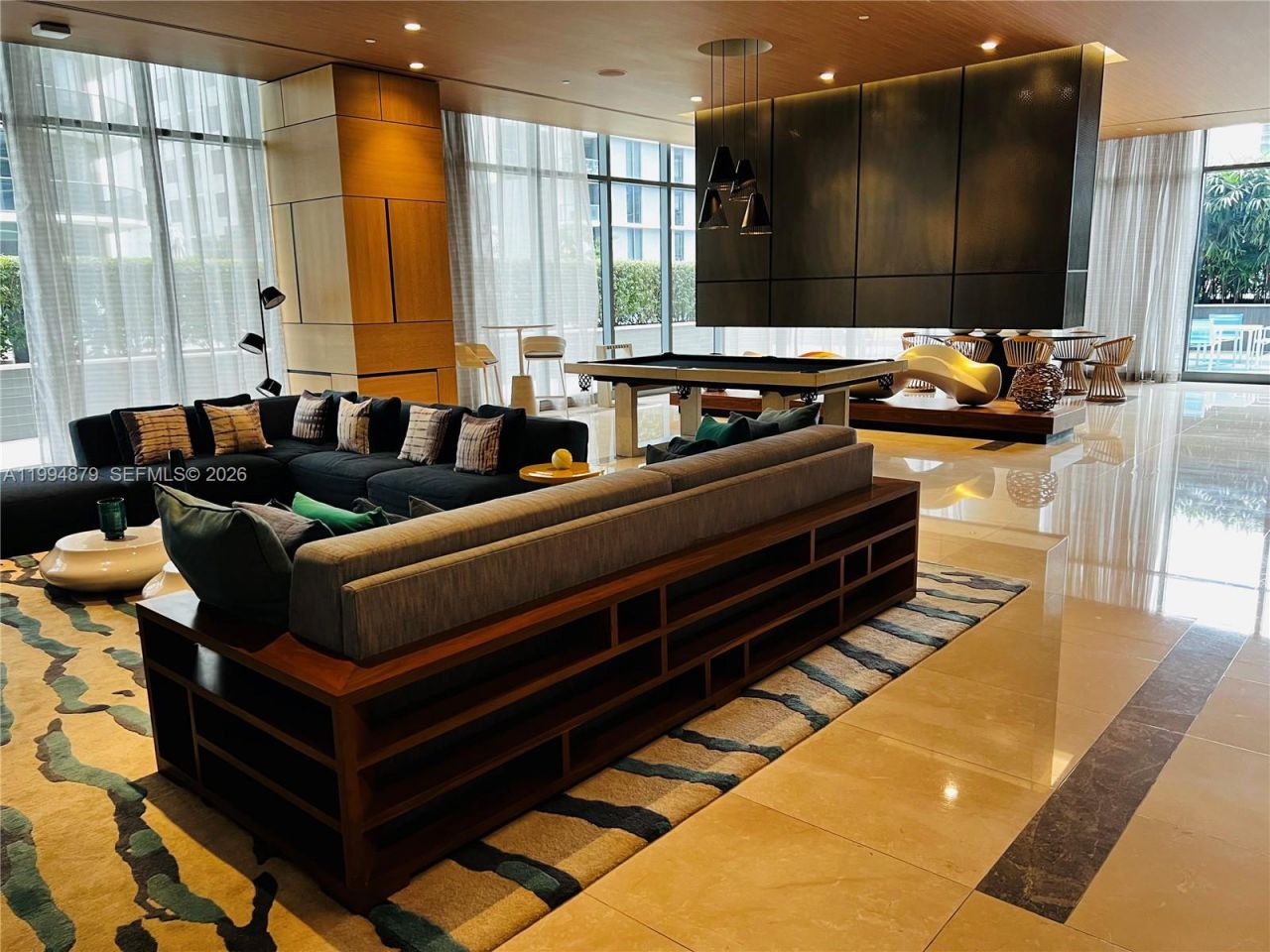 45 SW 9th St , Unit 2004, Miami, FL 33130 Photo