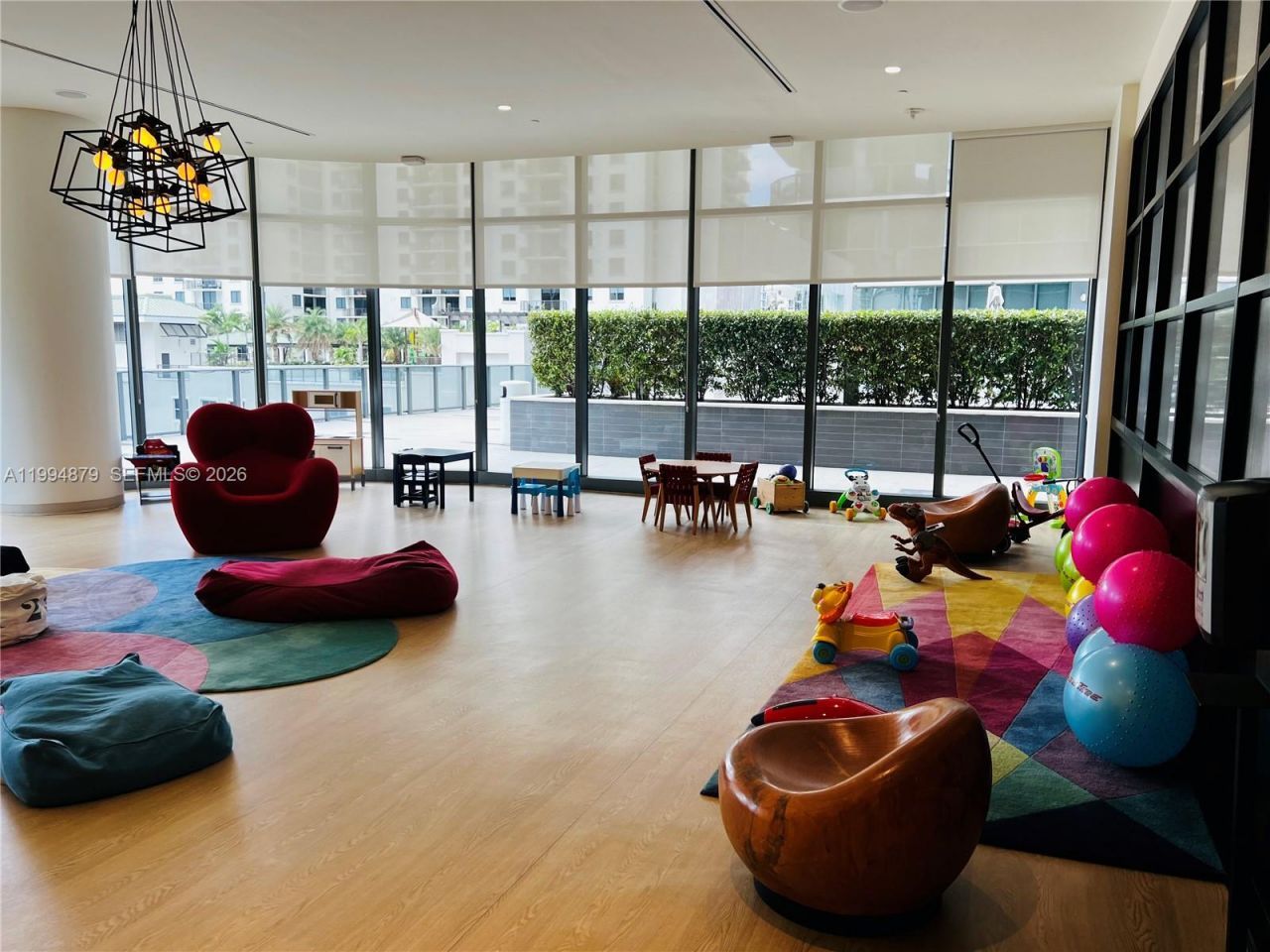 45 SW 9th St , Unit 2004, Miami, FL 33130 Photo