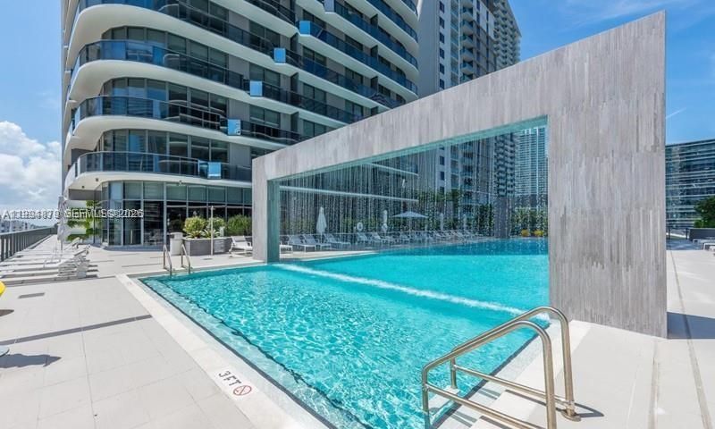 45 SW 9th St , Unit 2004, Miami, FL 33130 Photo