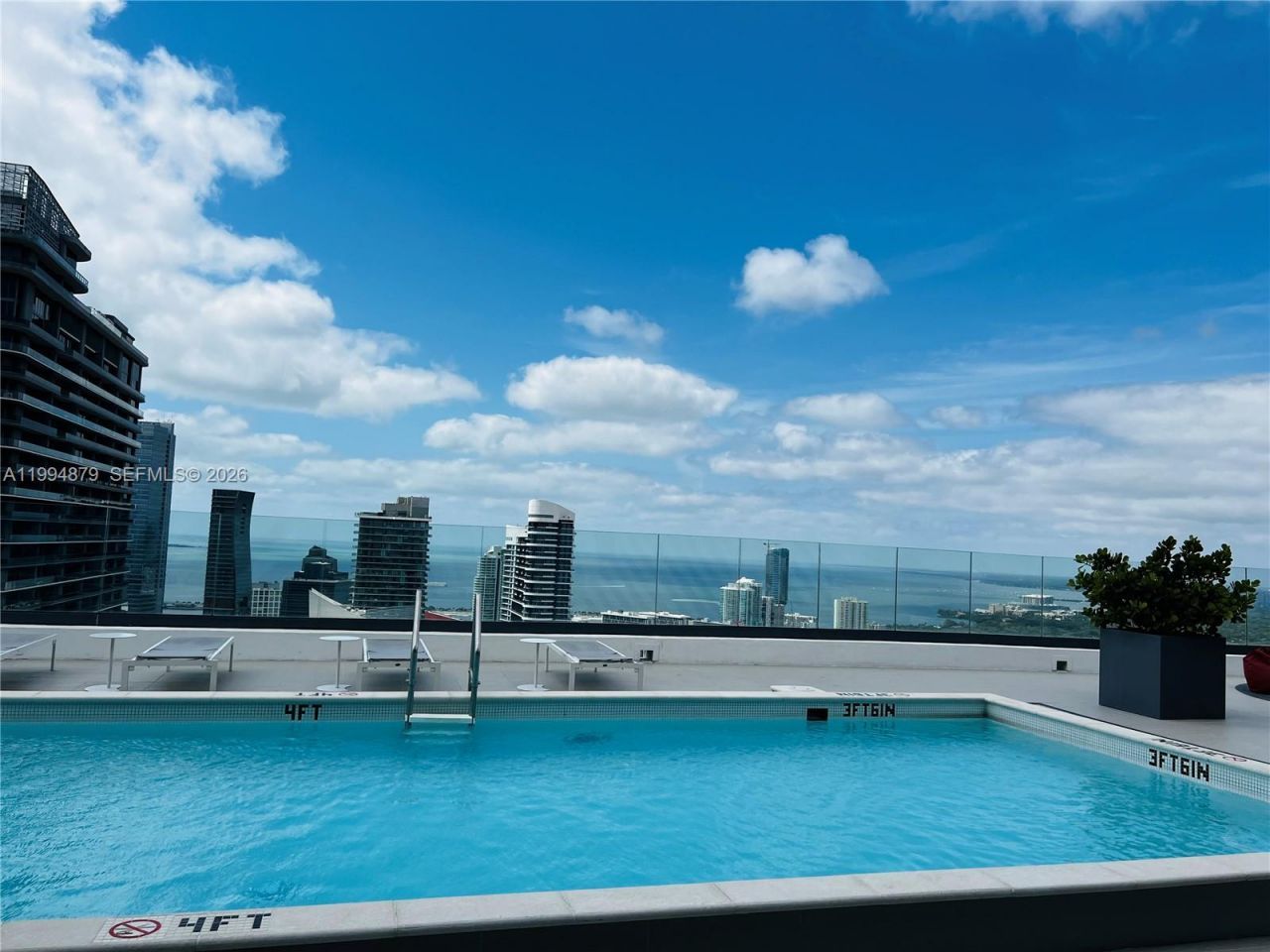 45 SW 9th St , Unit 2004, Miami, FL 33130 Photo