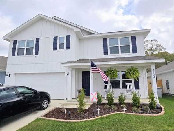 4904 Snipe Rd, Pace, FL 32571