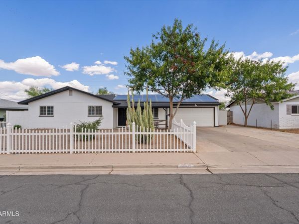 2124 E 3RD Drive, Mesa, AZ 85204
