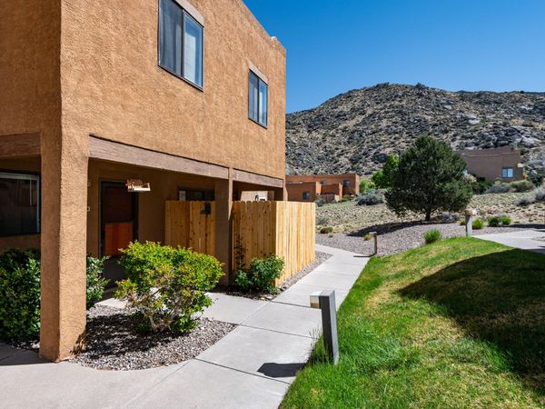 2900 Vista Del Rey NE, UNIT 25B, Albuquerque, NM 87112