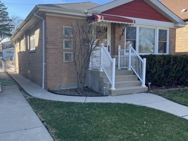 5316 N Rutherford Avenue, Chicago, IL 60656