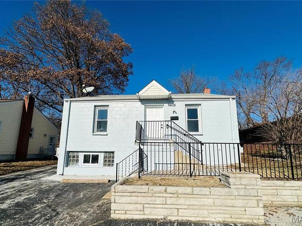 9435 Page Avenue, St Louis, MO 63132