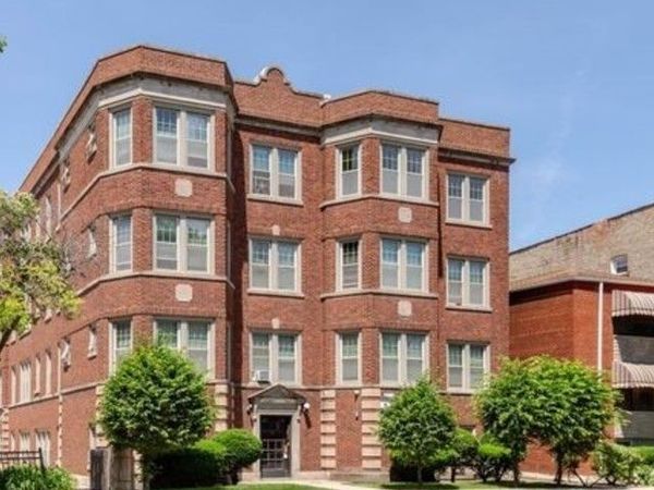 8 Adams Street, Unit 3, Oak Park, IL 60304