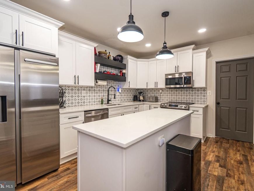 5316 Disney Avenue, Baltimore, MD 21225 Main Photo