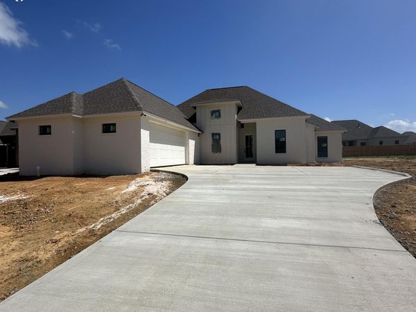 553 Lavender Way, Canton, MS 39046