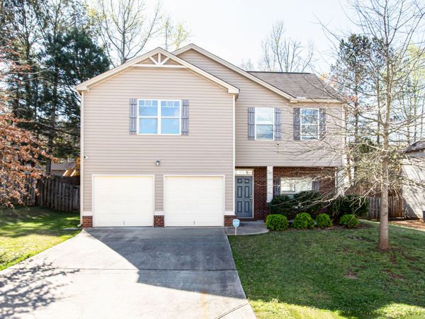 2754 Topaz Road, Riverdale, GA 30296