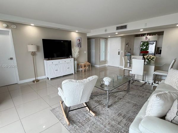 13499 Biscayne Blvd , Unit 805, North Miami, FL 33181