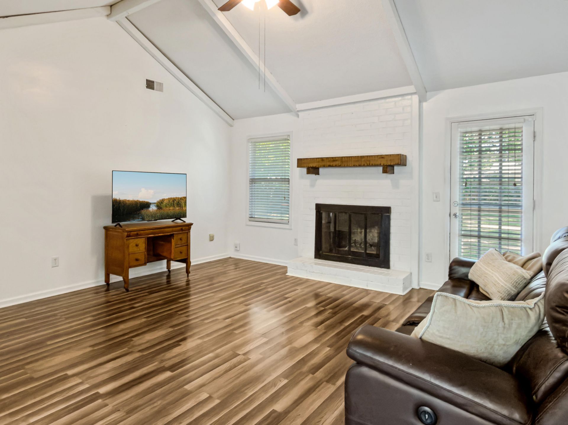 742 Olney Road Photo 12