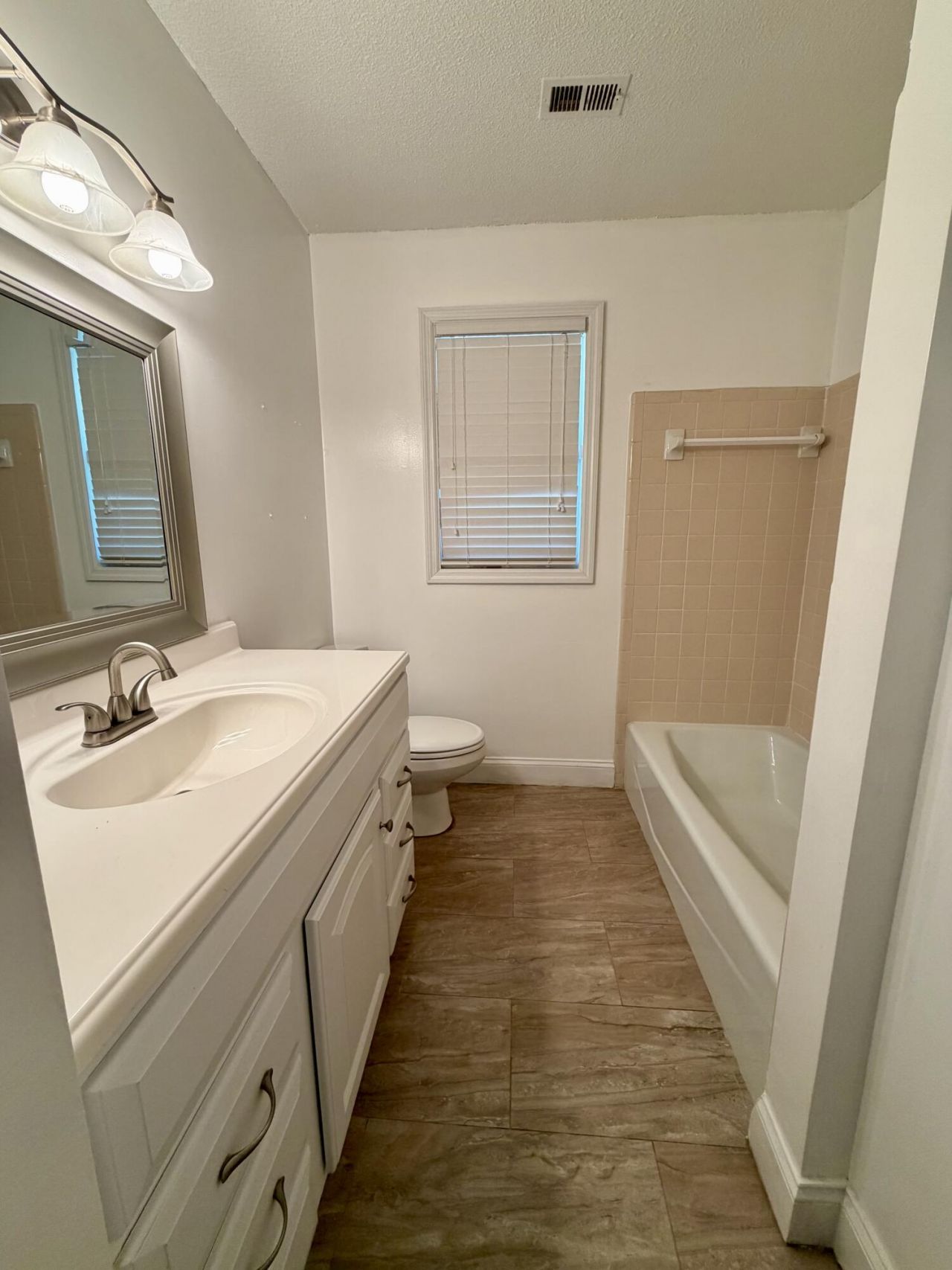 742 Olney Road Photo 15