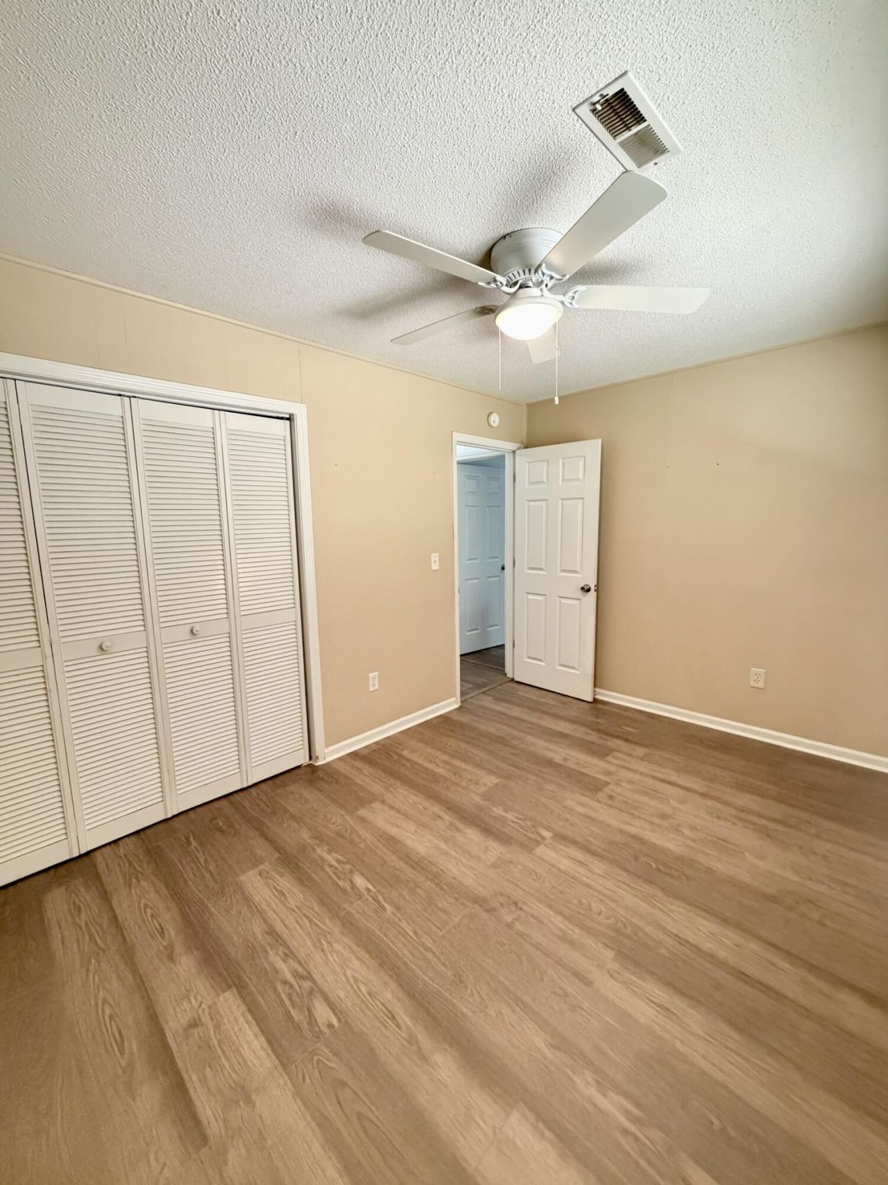 742 Olney Road Photo 16