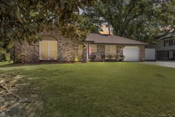 742 Olney Road photo 4