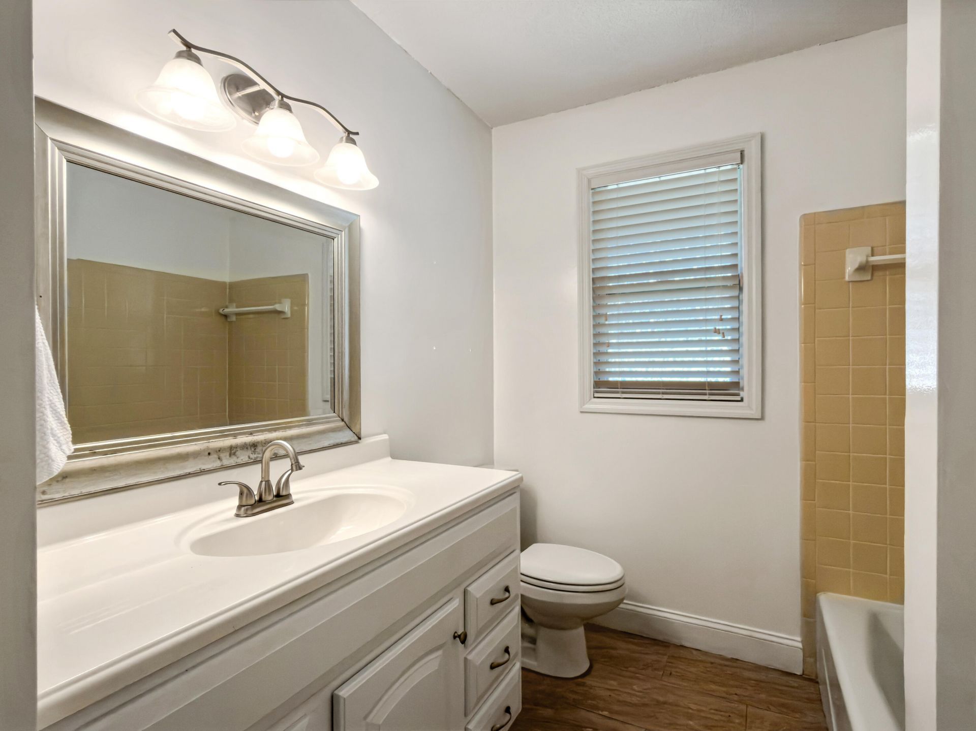 742 Olney Road Photo 22