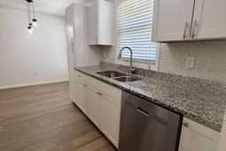 742 Olney Road photo 4