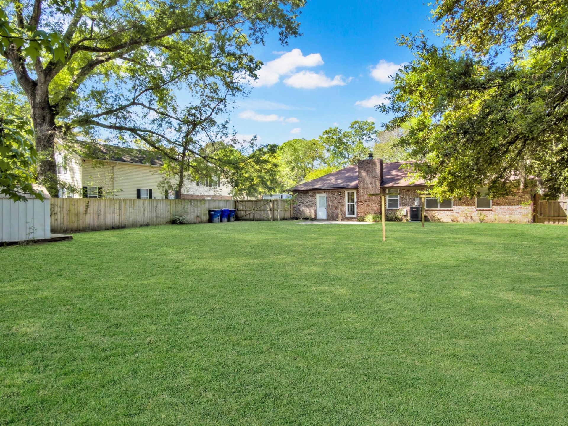 742 Olney Road Photo 4