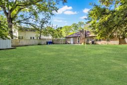 742 Olney Road photo 4