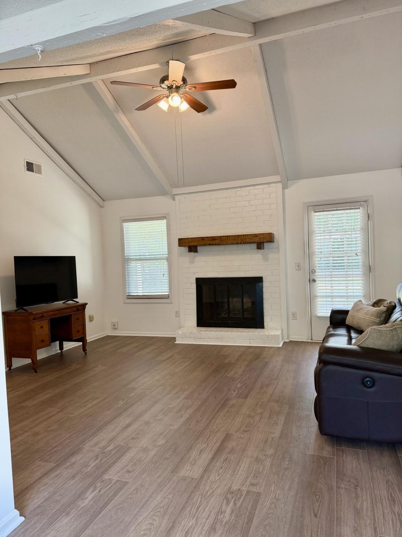 742 Olney Road Photo 8
