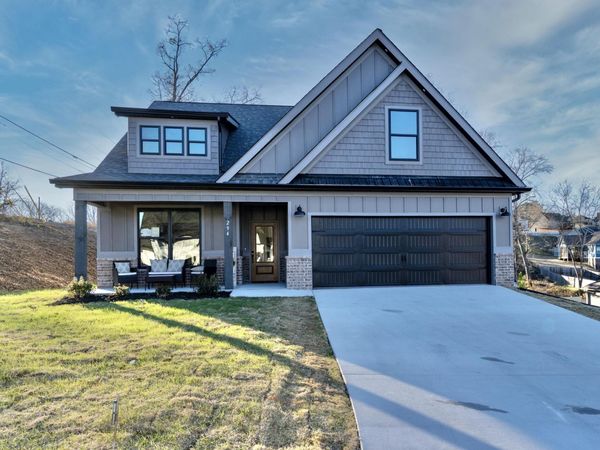 294 Running Oak Drive, Ringgold, GA 30736