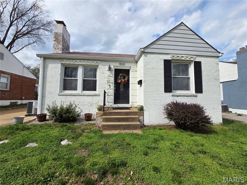 8261 Watson Road , Webster Groves, MO 63119 Main Photo