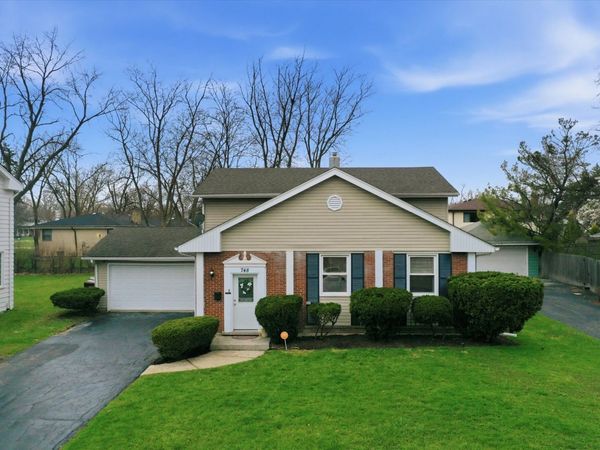 748 Ash Street, Flossmoor, IL 60422