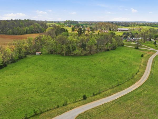 6481 Highway 161 , Springfield, TN 37172