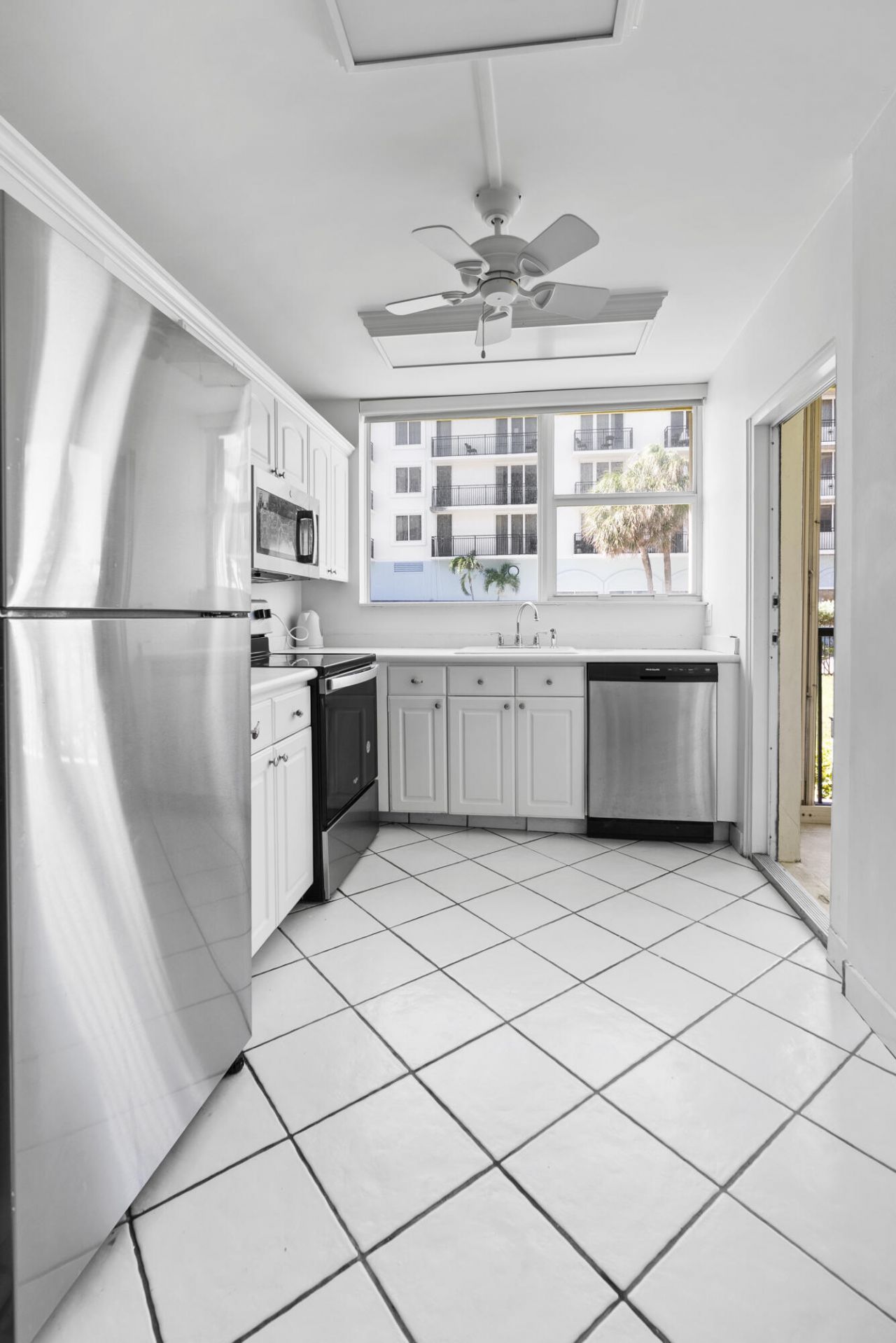 1239 Hillsboro Mile, Unit 105, Hillsboro Beach, FL 33062 Photo