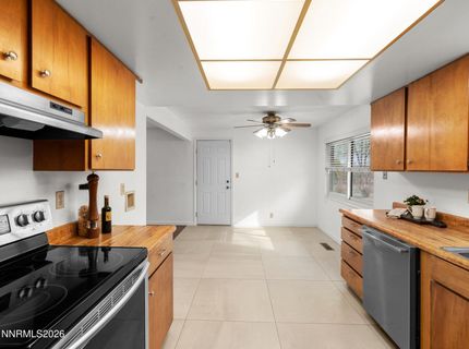 10675 Deodar Way, Reno, NV 89506 Photo