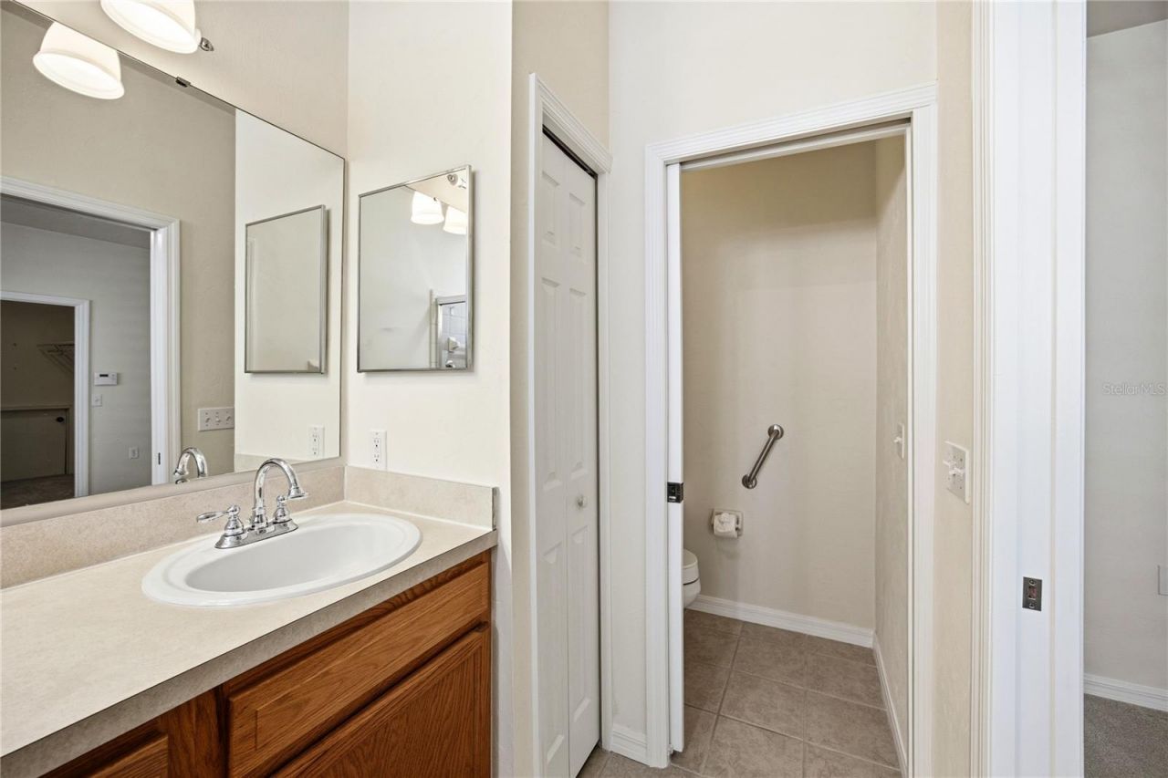 11685 NW 19th Place , Gainesville, FL 32606 Photo