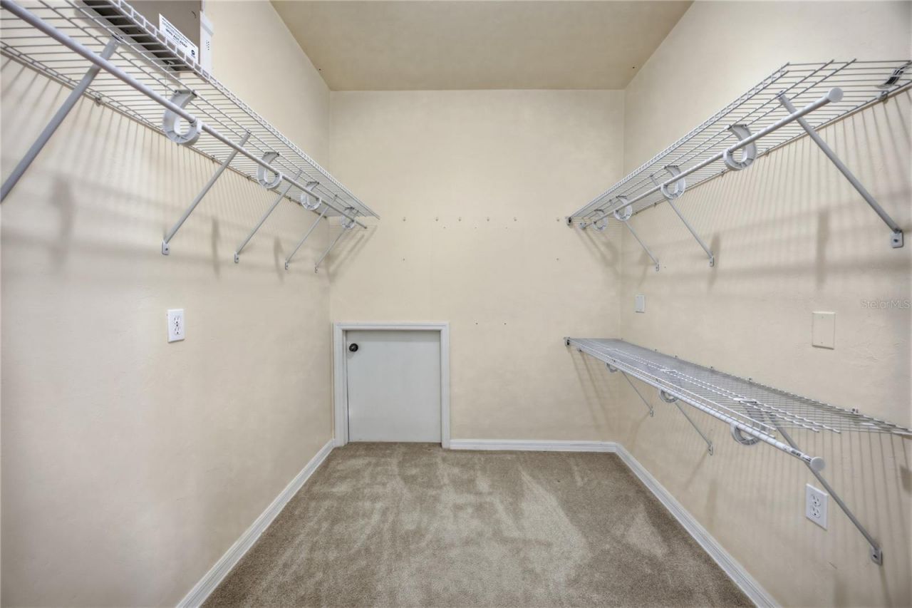 11685 NW 19th Place , Gainesville, FL 32606 Photo