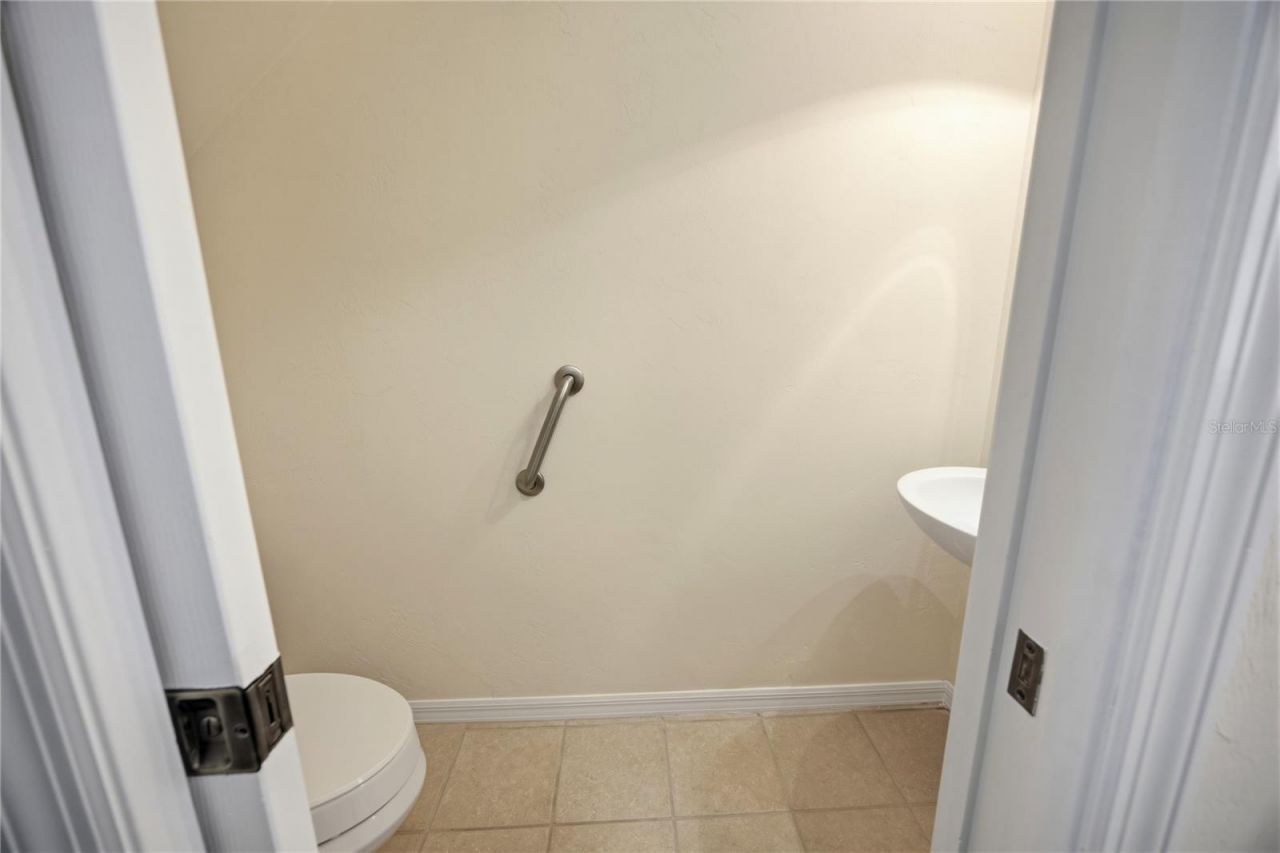 11685 NW 19th Place , Gainesville, FL 32606 Photo