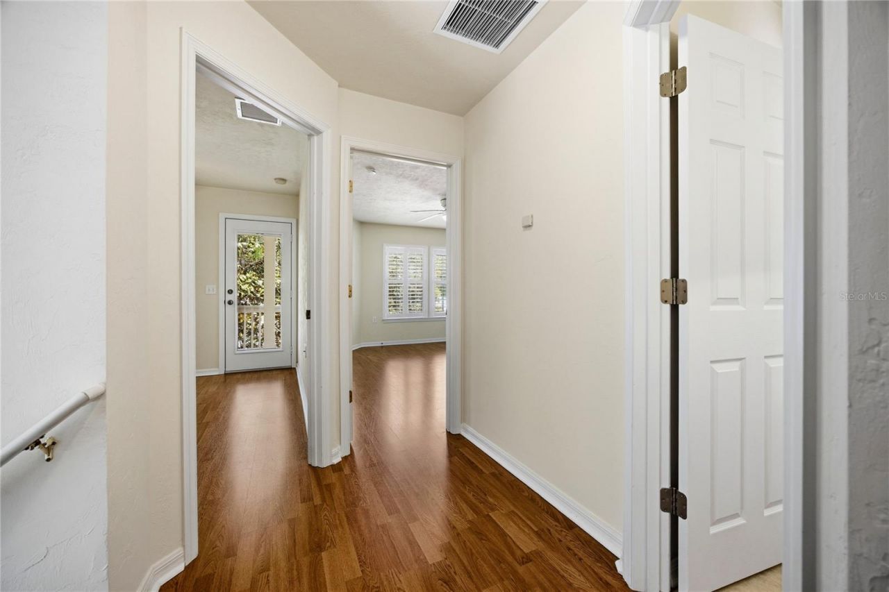 11685 NW 19th Place , Gainesville, FL 32606 Photo