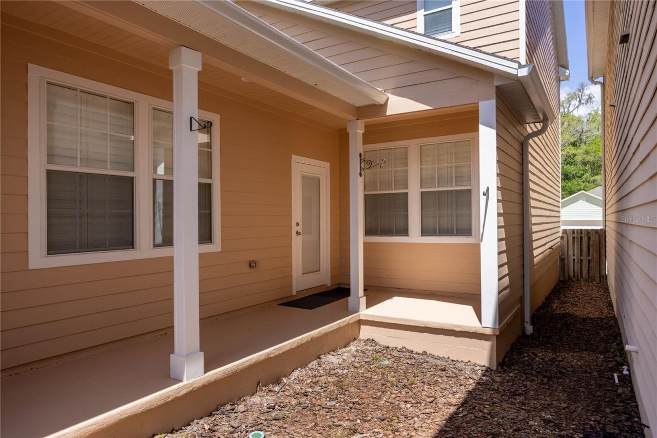 11685 NW 19th Place , Gainesville, FL 32606 Photo