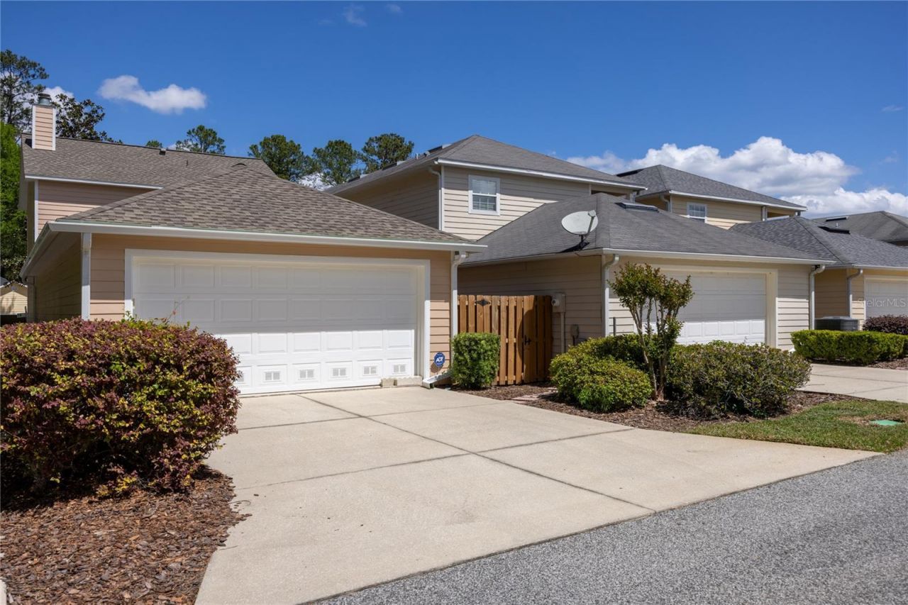 11685 NW 19th Place , Gainesville, FL 32606 Photo