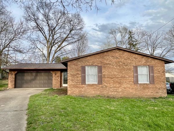 20 S 25th Street, Newark, OH 43055