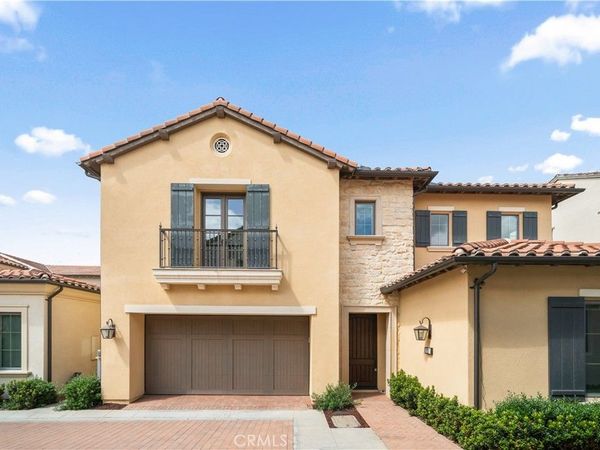 111 Donati, Irvine, CA 92602