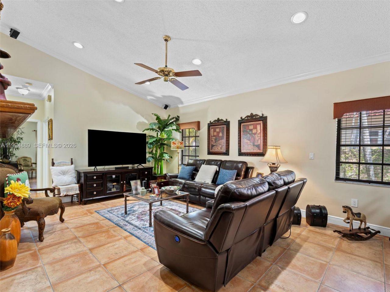 16828 NW 83rd Pl, Miami Lakes, FL 33016 Photo