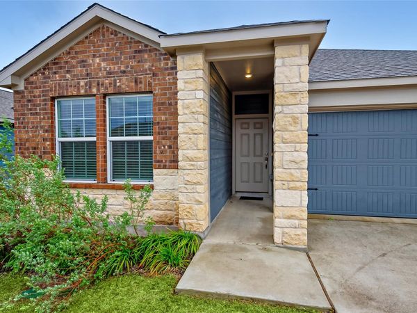 430 Doherty, Kyle, TX 78640