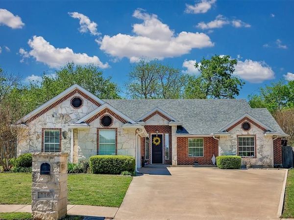 116 Ashlyn Court, Whitesboro, TX 76273