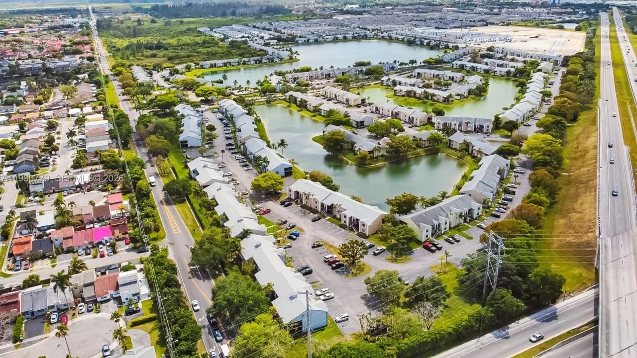 1150 N Liberty Ave , Unit 1150H, Homestead, FL 33034 Photo