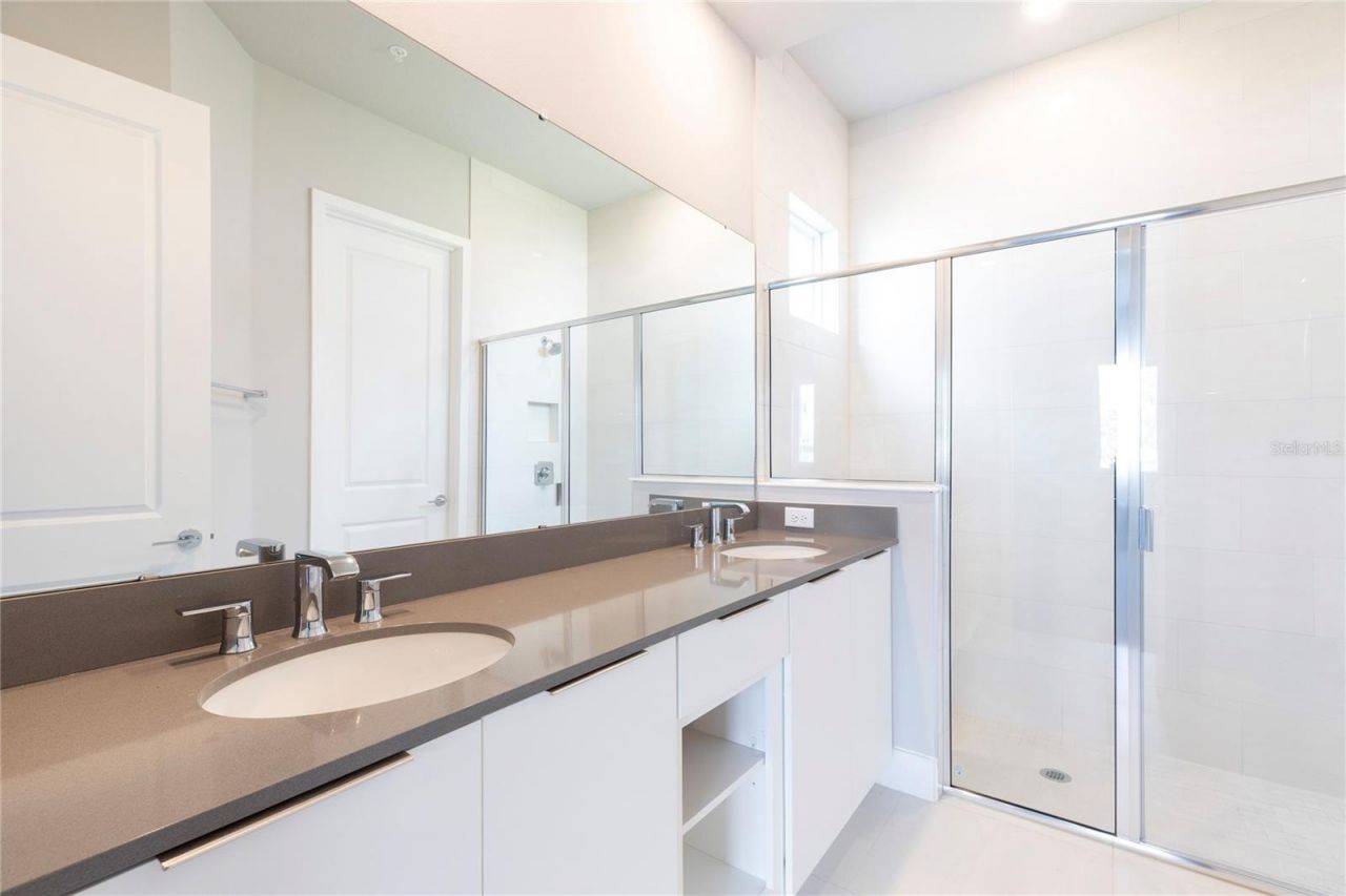 7760 Sandy Ridge Drive, Unit 121, Reunion, FL 34747 Photo