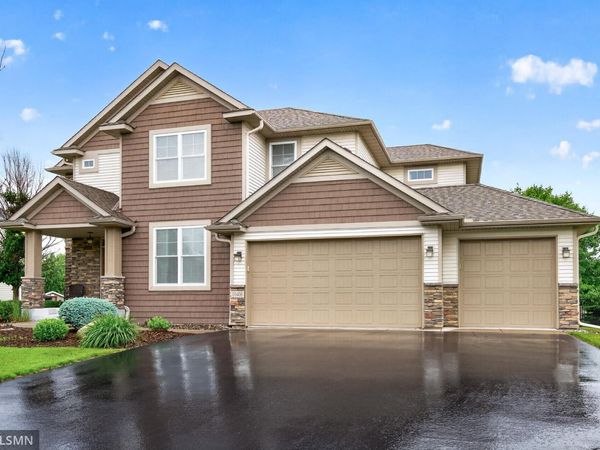 10406 Florida Avenue N, Brooklyn Park, MN 55445