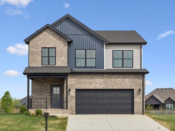 1800 Arrowhead Ct , Clarksville, TN 37042