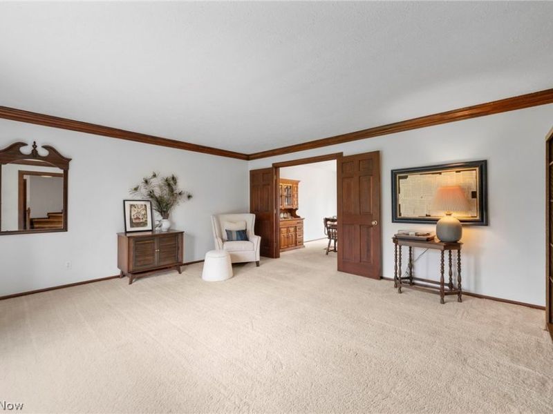 10889 Wilson Mills Road, Chardon, OH 44024 Photo 5