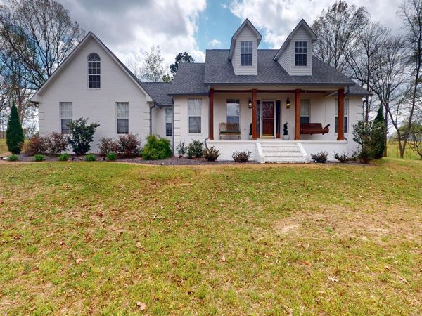 235 Blackberry Hill Lane , Lexington, TN 38351