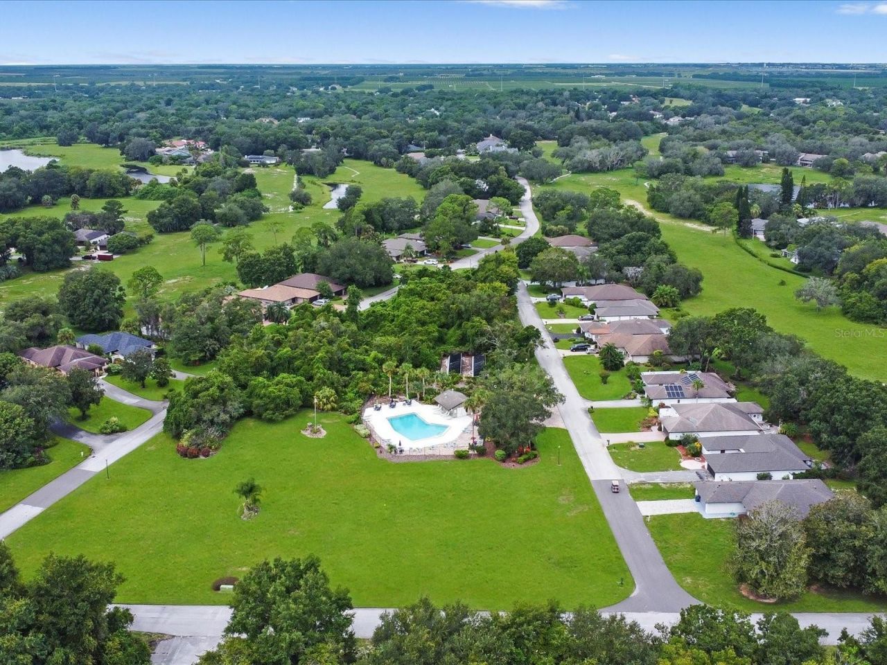 1 Abbey Court , Haines City, FL 33844 Photo