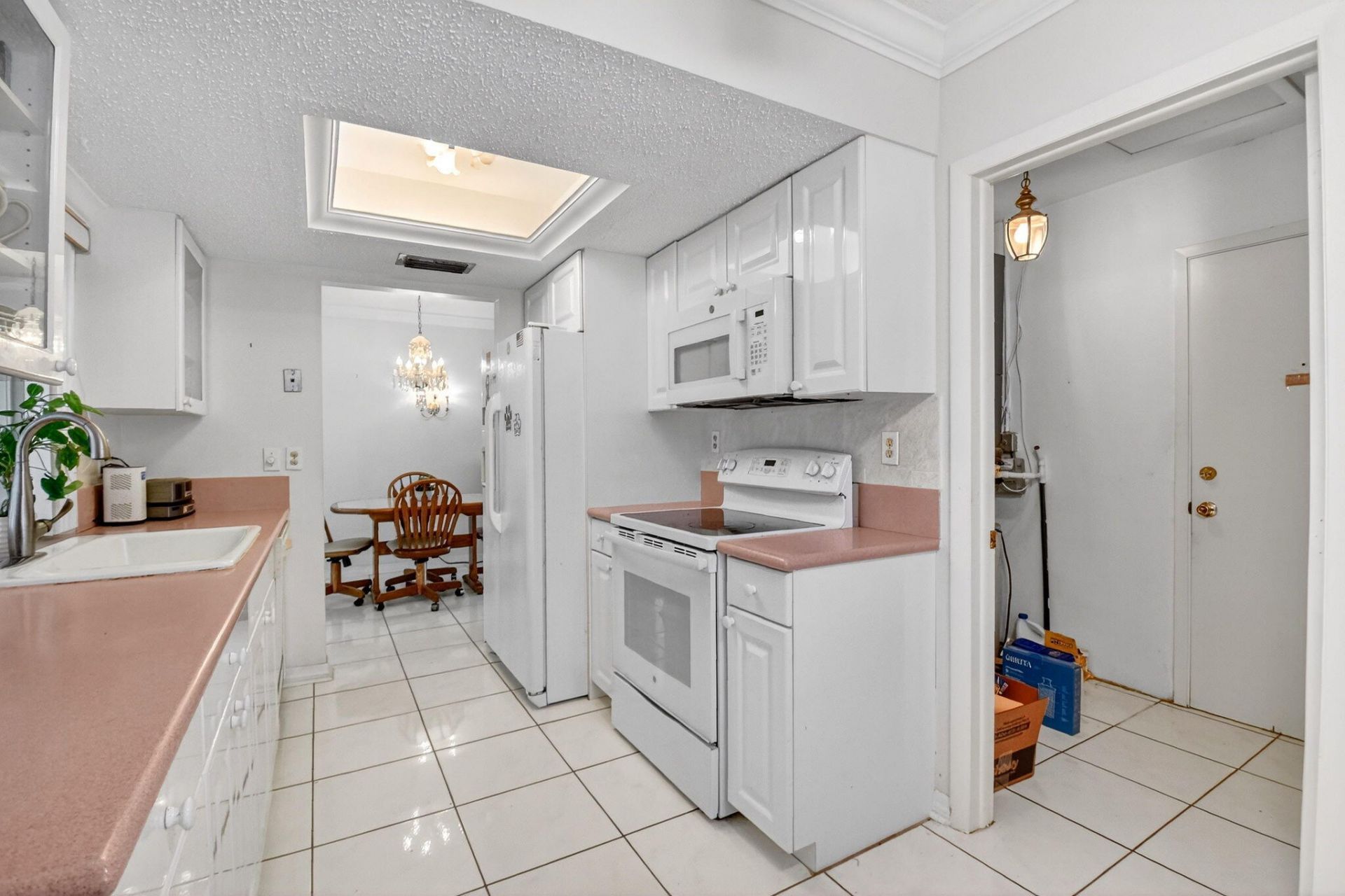 118 SW 9th Street, Boynton Beach, FL 33426 Photo