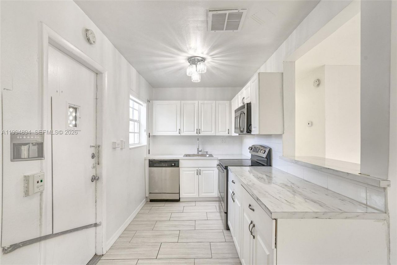 5401 SW 97th Ct , Miami, FL 33165 Photo