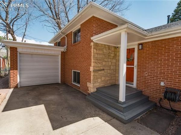 921 Valley Road, Colorado Springs, CO 80904